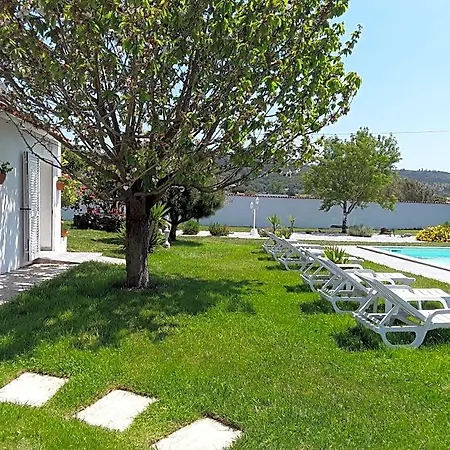 Quinta Camargue Bed and breakfast Cela Velha